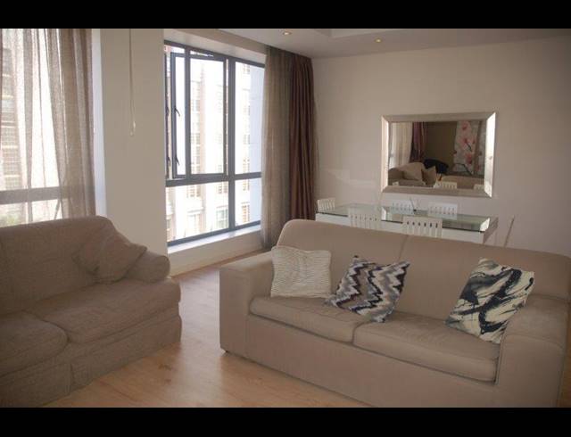 1 BEDROOM APARTMENT FOR SALE IN CAPE TOWN CITY CENTRE